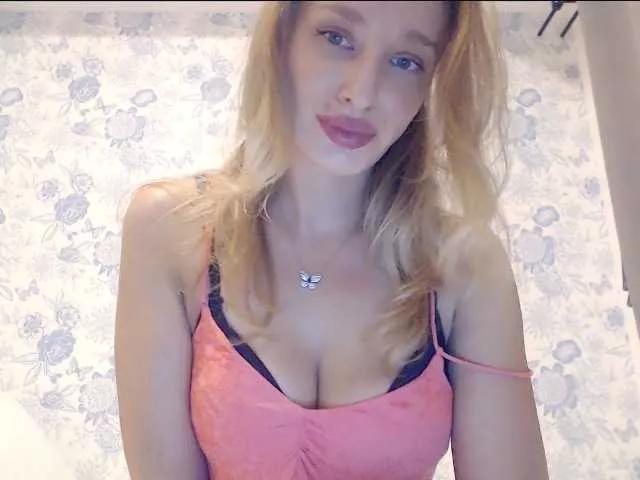 Watch BongaCams's MarilynShow MarilynShow from BongaCams