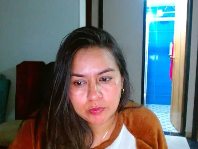 BongaCams MARILYNWHANCO is Freechat MARILYNWHANCO — Tu apoyo mantiene este espacio especial. Gracias por tu generosidad.