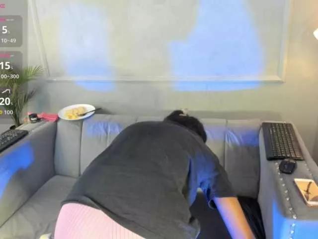 Mayevanss from BongaCams