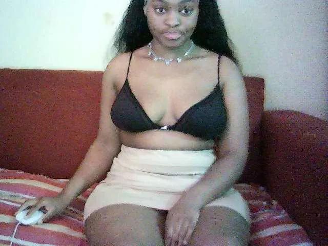 Try 24 years old Mercedes-bunz05 from BongaCams Mercedes-bunz05 from BongaCams