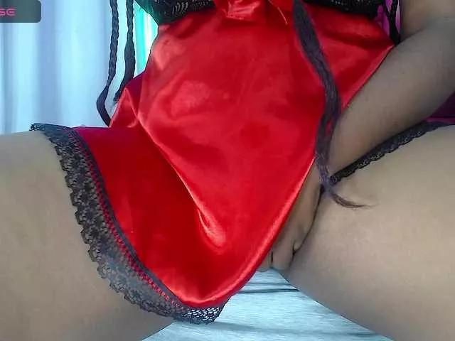 MiahLove3x from BongaCams