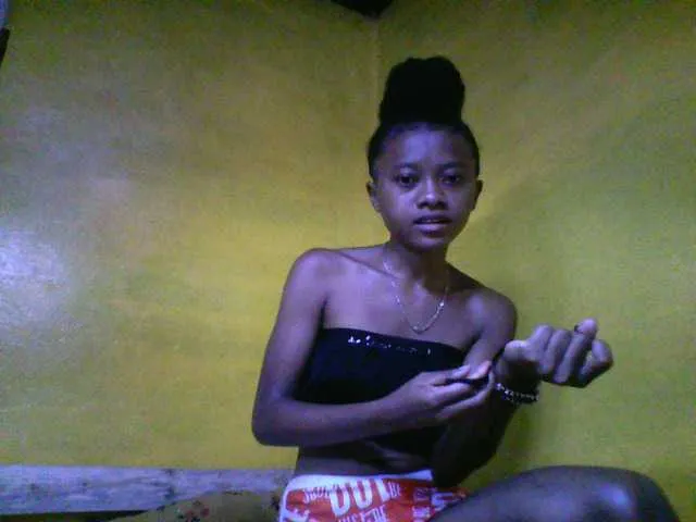 MichouLwq — Sexy dance !! pvt c2c! fetish roleplay strip Tip to add at friends and for requests