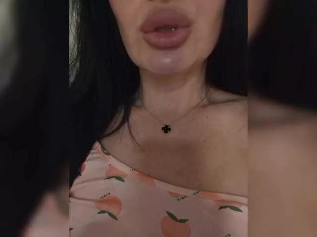 Dirty Mikki88K wants you to fuck her body now Mikki88K from BongaCams