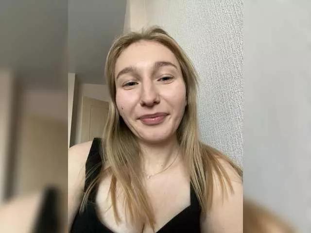 mila-sv from BongaCams