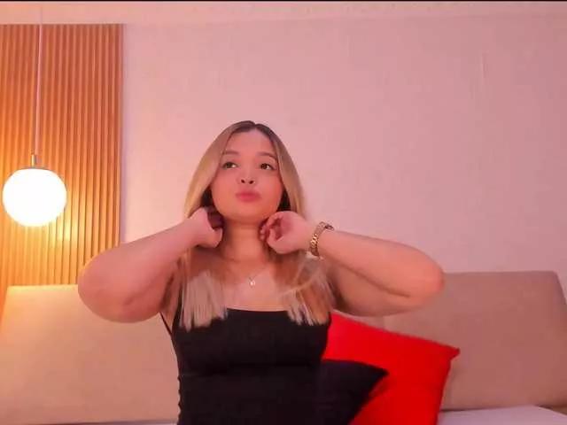 Milla-Cooper on BongaCams 