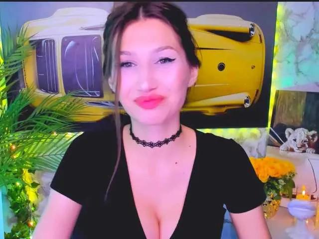 Mollyinyourmind from BongaCams