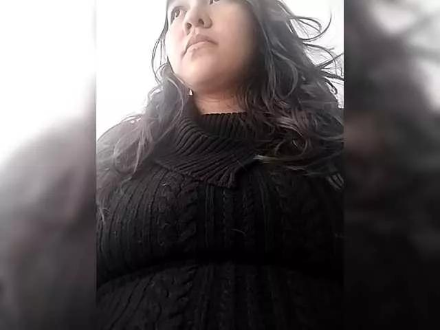 NaiaStant from BongaCams