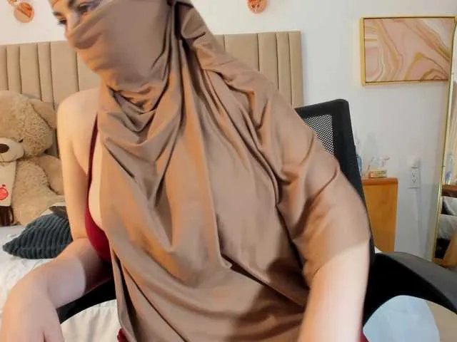 najwa — boobs show 