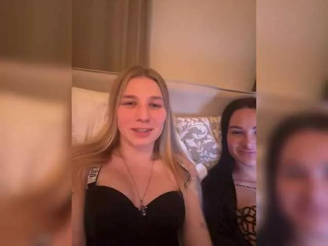 Nika774 from BongaCams