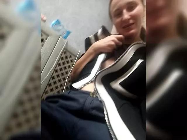 Olesya4515 from BongaCams