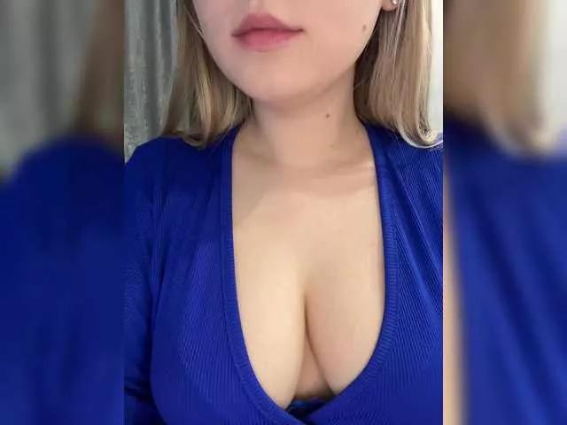 BongaCams Peach--Alice Peach--Alice from BongaCams