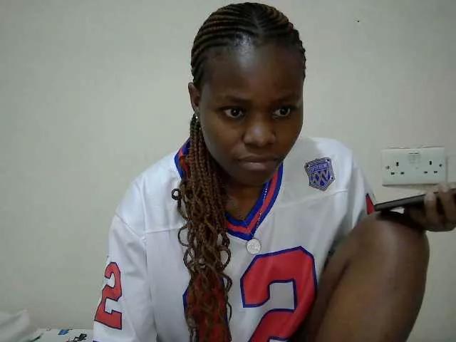 Pettite-Maiden from BongaCams