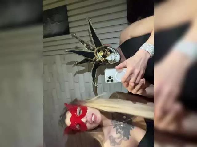 Redfoxygirl on BongaCams 
