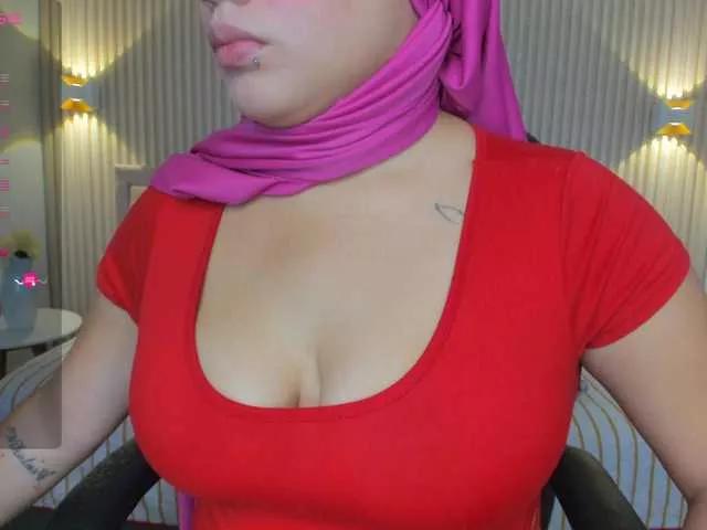rousee on BongaCams