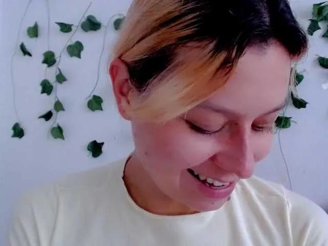 Sabrinaolsons on BongaCams 