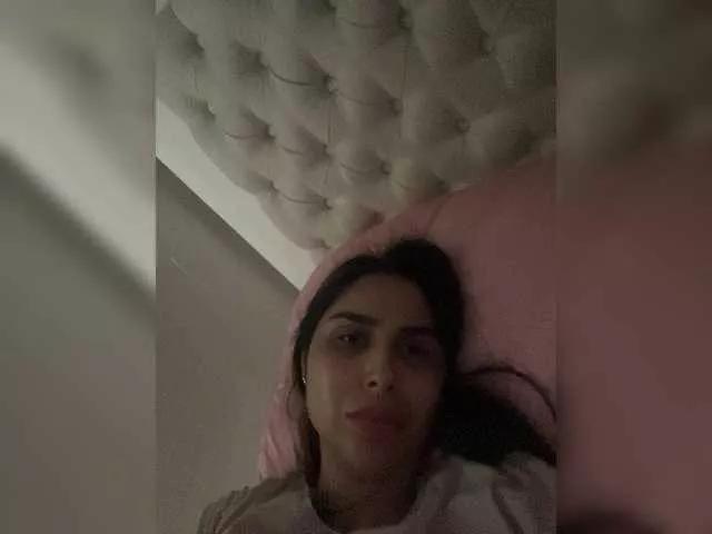 Watch SallyeLeins, she wants to masturbate for you SallyeLeins from BongaCams