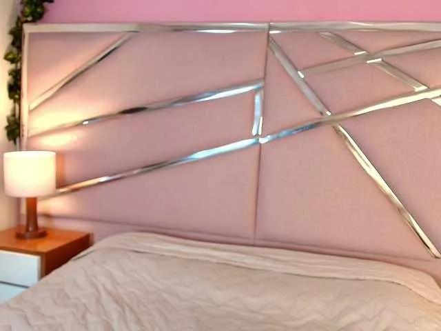 Explore 18 years old Sarayland from BongaCams Sarayland from BongaCams