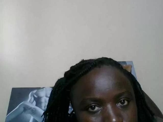 Savagequeen01 from BongaCams