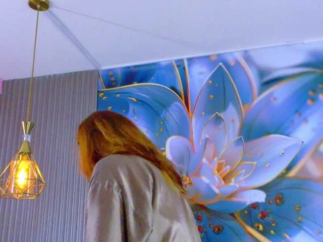 SCARLETTE04 — THIS SEXY MATURE WILL MAKE YOUR DICK GROW AND EMPTY YOUR BALLS 