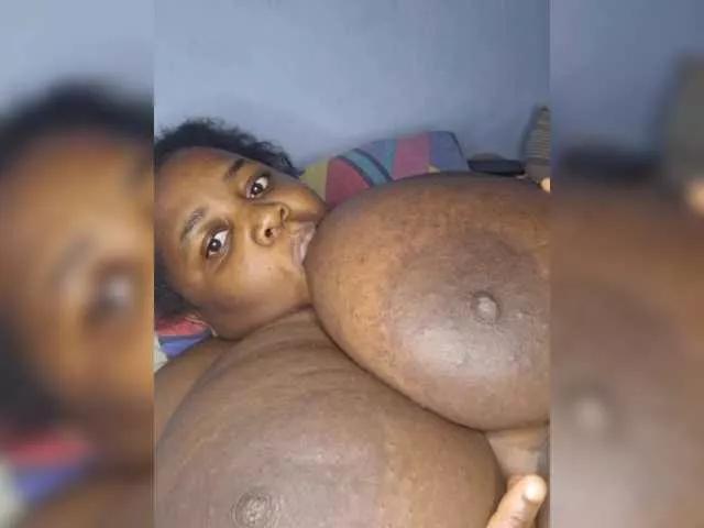 SExtBoobS from BongaCams