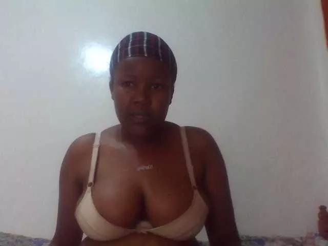 Sexyshee from BongaCams