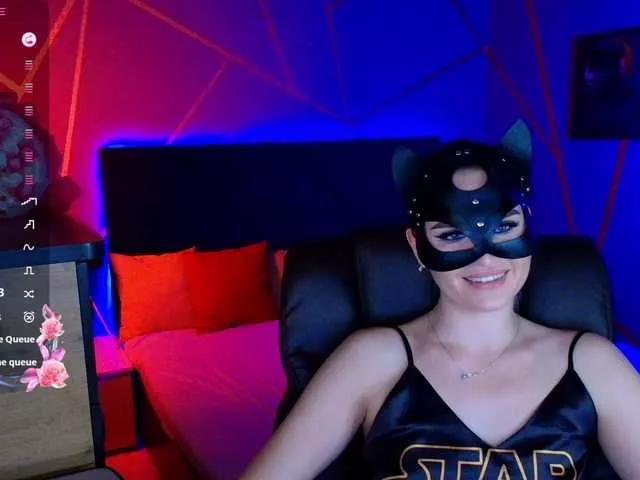 Explore hot stripper SofiaShy SofiaShy from BongaCams