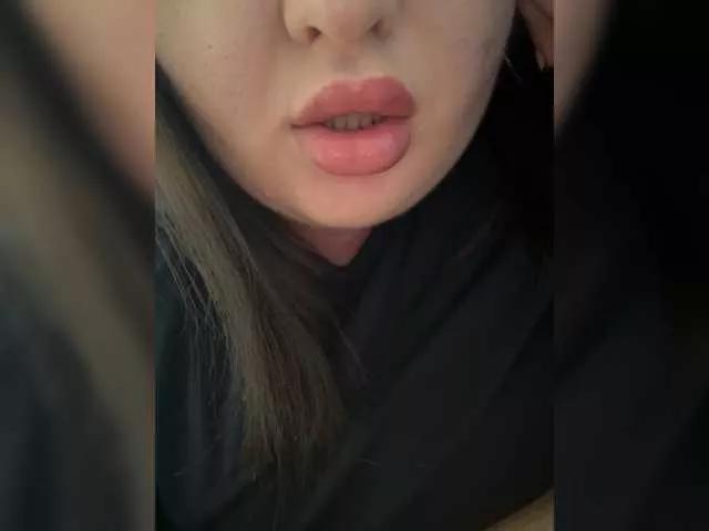 Explore Swettypussy69, she wants to masturbate for you Swettypussy69 from BongaCams
