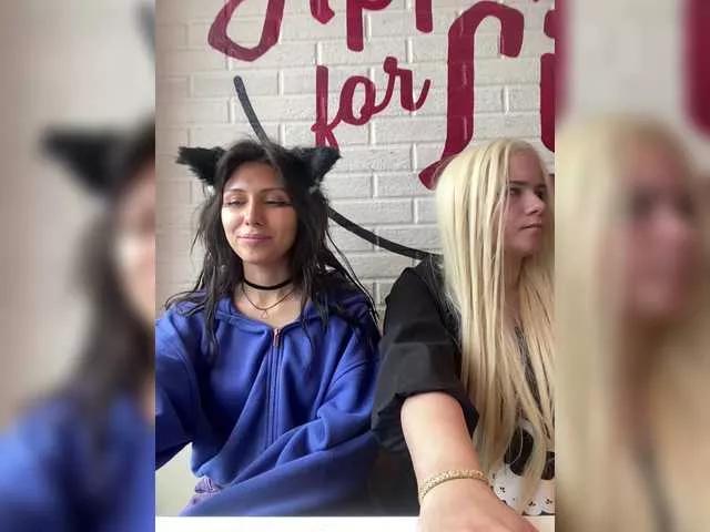 Tinablackkk on BongaCams