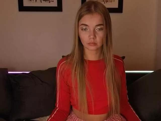 Try 25 years old Trusty-dottie from BongaCams Trusty-dottie from BongaCams