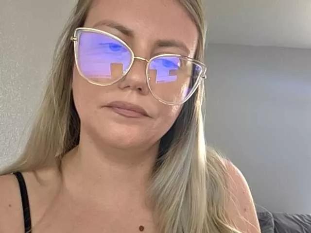 VioletBabyyy from BongaCams