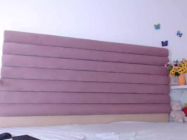 ViolettHush from BongaCams