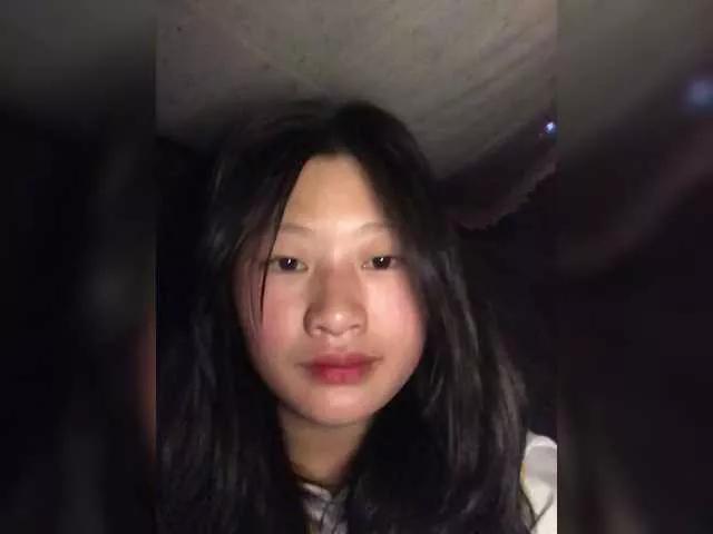 Visinee on BongaCams 
