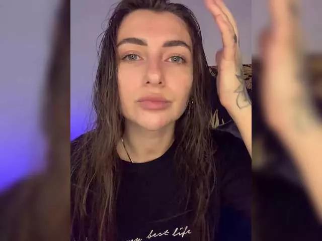 Discover WILDGIRL, she wants to masturbate for you WILDGIRL from BongaCams