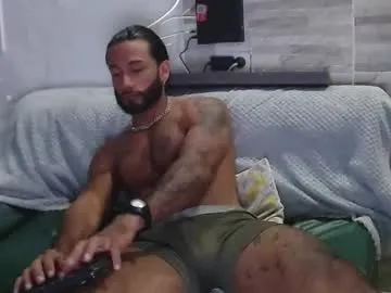 _jhon_connor — CUM #master #beard #bigcock #longhair #brunette [1000 tokens remaining]