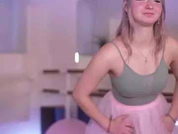 _meowwluffy_ from Chaturbate