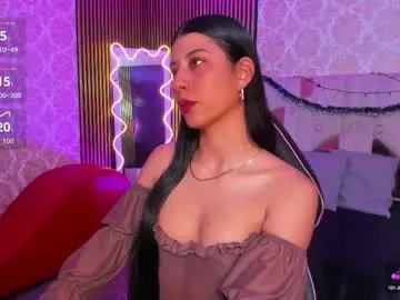 adisson_tay — GOAL:    finger  in pussy [69 tokens remaining] play with my patterns 55,111,222,333,500 for make me moan and wet #ebony #latina  #anal  #bigass #skinny