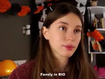 Admire slutty model Aislyfarran aislyfarran from Chaturbate