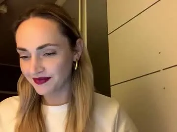 ameliehotsexy — #new #horny #slim #POV #feet