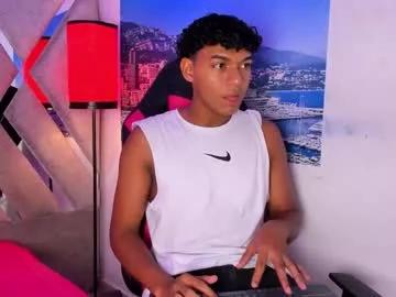 andy_jones7 from Chaturbate