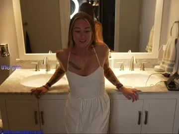 ashlyndiamond —  Lovense on! Tip 50/86/101t/351tks| #young #squirt #feet #new #bigboobs