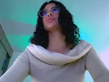 aveline_nuit — GOAL: let's enjoy nylon [200 tokens remaining] Welcome to my room! no begging It is paid.