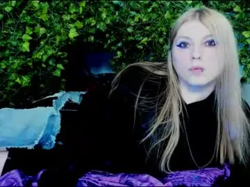 blacklimoon — - 25 rate me up! -video below, Cum at 8 goal  #goth #mistress #uncut #bigcock [654 tokens left]