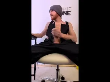 bone_daddy_4u — cum show!   #bigcock #ginger #bi #fit #selfsuck [2069 tokens remaining]