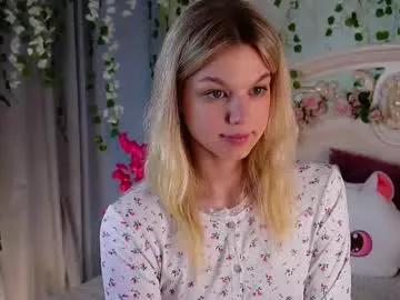 Slutty Burnletitallburn wants you to fuck her body now burnletitallburn from Chaturbate