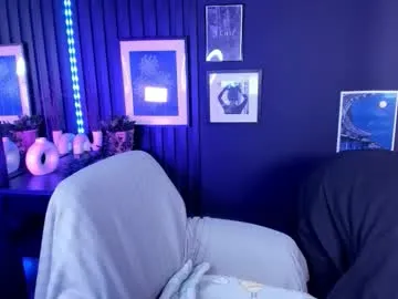 carmensoft — Make me smile with your attention  #nonude #pantyhose #mature #milf #natural [495 tokens remaining]