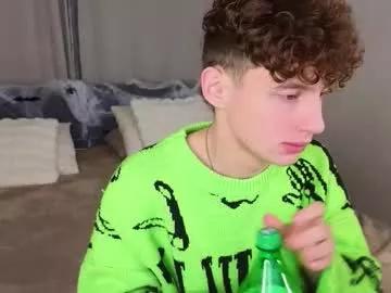 Masturbate to Chaturbate's Crisp1n crisp1n from Chaturbate