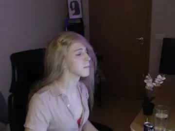 dante_twink__ — Top off for the rest of the stream,  hit me with you best pickup line ;) #trans #new #cute #femboy #teen [199 tokens remaining]