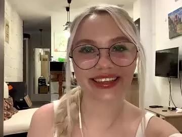 Explore sweet performer Donnettakeblish donnettakeblish from Chaturbate
