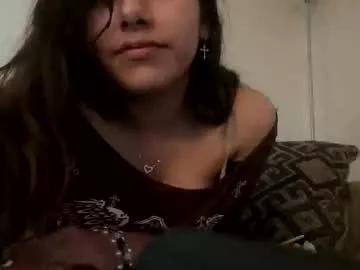 doublecheekthickylatina from Chaturbate