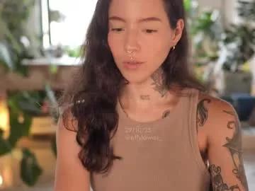 Sexy Effylowell_ wants you to fuck her body now effylowell_ from Chaturbate